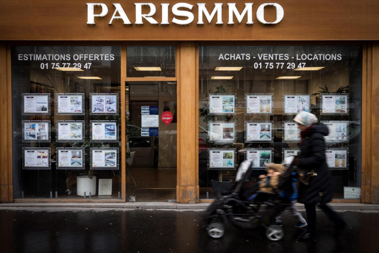 ( AFP / LIONEL BONAVENTURE )