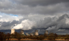 FRANCE: LE REDÉMARRAGE DE QUATRE RÉACTEURS NUCLÉAIRES RETARDÉ