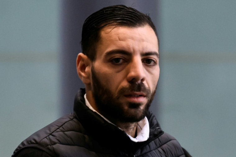 Imad Ould Brahim alias "Imad Tintin", influenceur algérien, à Grenoble le 6 janvier 2025 ( AFP / JEAN-PHILIPPE KSIAZEK )