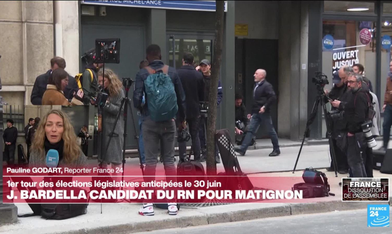 Législatives anticipées en France : Marion Maréchal est arrivée au siège du RN