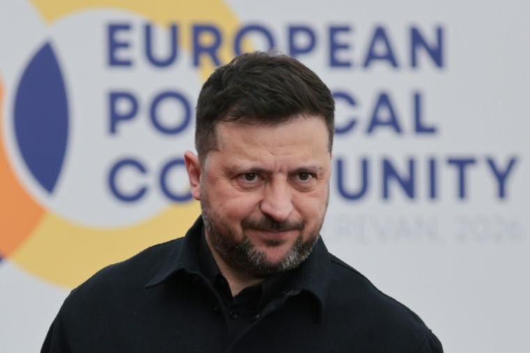 Le président ukrainien Volodymyr Zelensky à son arrivée au 8ème sommet de la Communauté politique européenne le 4 mai 2026 à Erevan ( AFP / Ludovic MARIN )