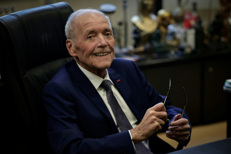 Laurent Cathala, le 29 janvier 2026 à l'hôtel de ville de Créteil ( AFP / STEPHANE DE SAKUTIN )