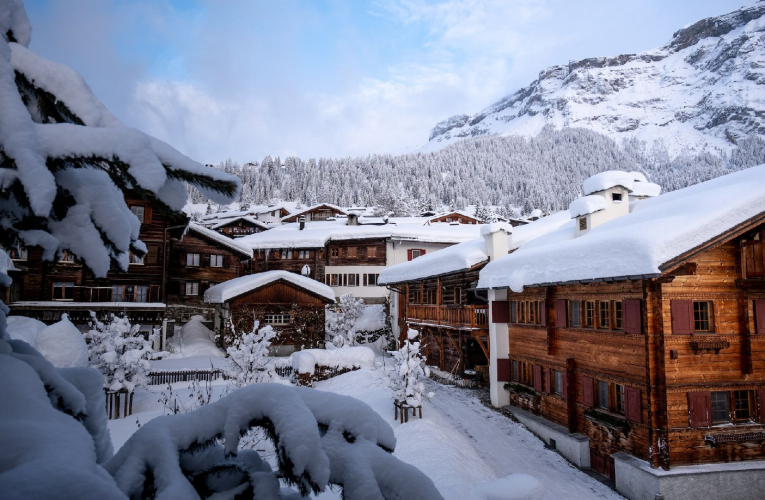 (Crédits photo : Unsplash - Patrick Robert Doyle ) neige et assurance