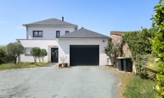 Maison de Manon Relandeau, disparue depuis la fin mars, à Saint-Etienne de Montluc le 21 avril 2026 ( AFP / Fred TANNEAU )