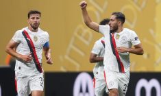 Les mots forts de Rayan Cherki (et de Sidney Govou) après la rétrogradation de l’OL