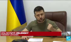 Guerre en Ukraine : Volodymyr Zelensky regrette des sanctions tardives