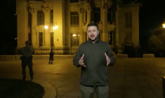 UKRAINE: ZELENSKY DIT QUE LA SITUATION EST COMPLIQUÉE DANS CERTAINES RÉGIONS, LIMOGE DE HAUTS RESPONSABLES