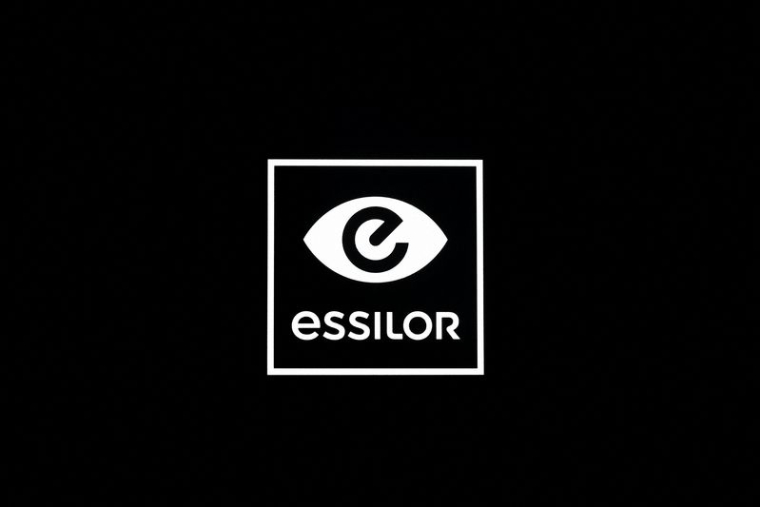 EssilorLuxottica au salon SILMO à Villepinte, près de Paris