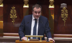 Motions de censure RN et LFI: "un désordre politique inutile", cingle Lecornu