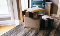 De nombreuses solutions permettent d’envoyer ses colis et paquets à moindres frais. ( crédit photo : Getty Images )