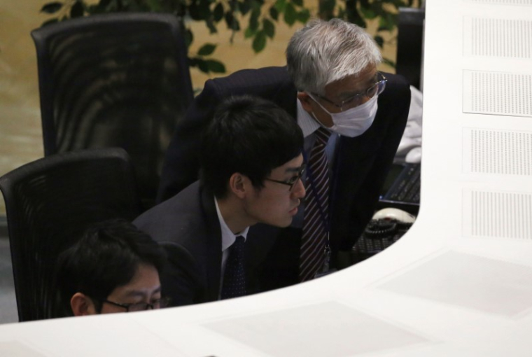 TOKYO TERMINE EN BAISSE