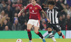Viktor Lindelöf a quitté Old Trafford à la mi-temps de Manchester United-OL