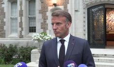 Macron appelle à "augmenter les sanctions" contre la Russie si les négociations échouent