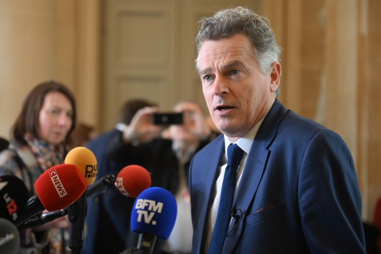 Fabien Roussel, le 21 mars 2023, à Paris ( AFP / Emmanuel DUNAND )