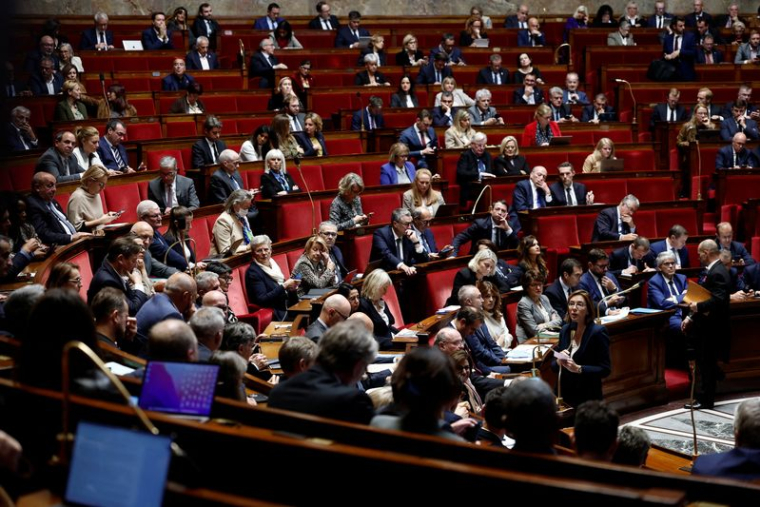 Questions au gouvernement à l'Assemblée nationale à Paris