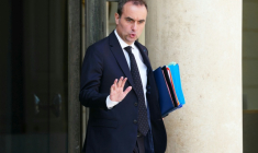Le Premier ministre Sébastien Lecornu quitte l'Elysée après le conseil des ministres le 22 juillet 2026 ( AFP / Dimitar DILKOFF )