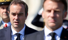 Sébastien Lecornu et Emmanuel Macron, le 8 mai 2026, à Paris ( POOL / LUDOVIC MARIN )