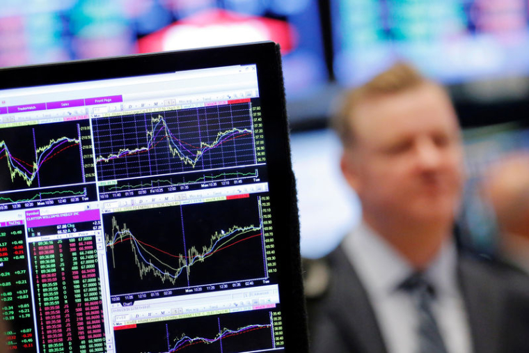 WALL STREET OUVRE EN HAUSSE