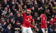 Manchester United mate City