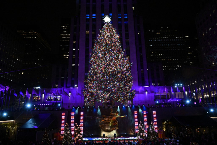 3. Le sapin de Noël du Rockefeller Center à New York (États-Unis), le 29 novembre 2023. ( AFP / ANGELA WEISS )
