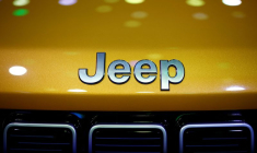 Le logo de Jeep au Paris Auto Show 2022