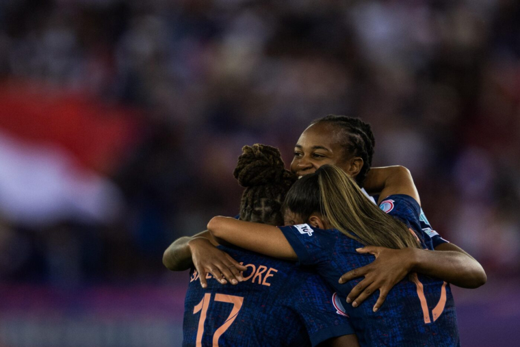 Les Bleues s'offrent les championnes d'Europe en titre pour leur entrée en lice
