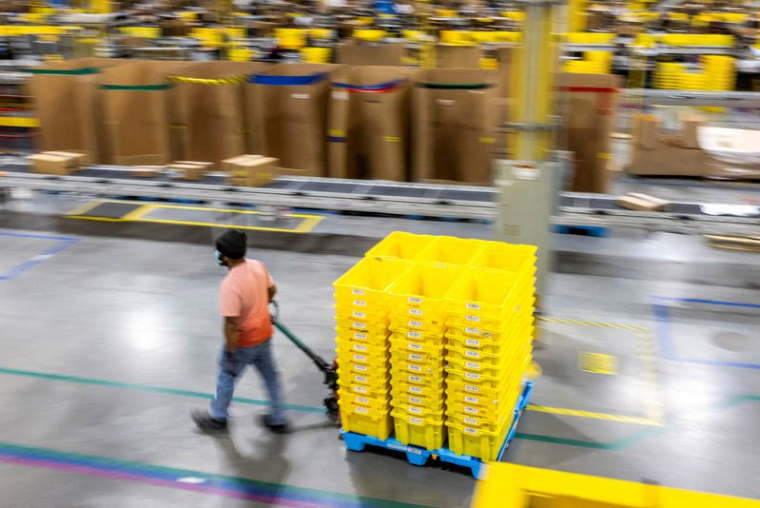 Le centre de distribution d'Amazon à Robbinsville