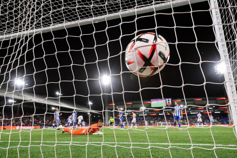 Interdits de filmer leurs propres matchs, des gardiens amateurs lancent une pétition