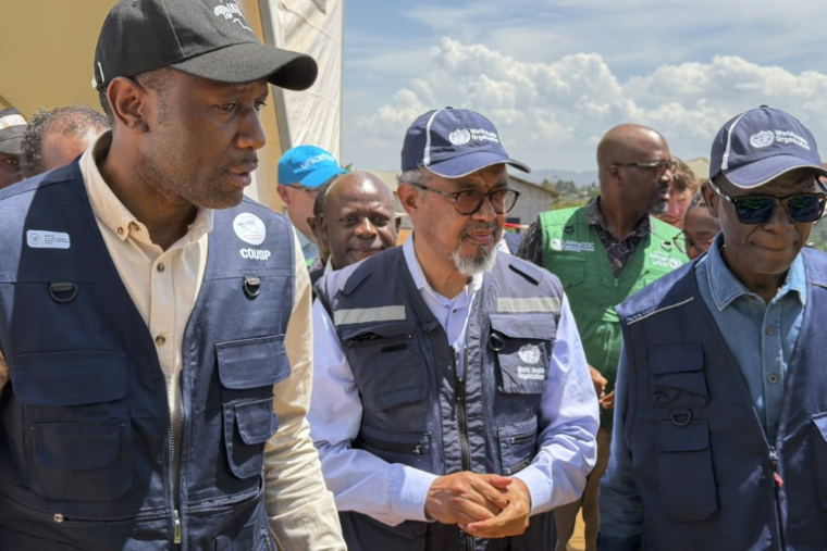Le chef de l'Organisation mondiale de la santé (OMS), Tedros Adhanom Ghebreyesus, le 30 mai 2026 à Bunia, dans l'est de la République démocratique du Congo (RDC) ( AFP / Glody MURHABAZI )