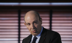 DASSAULT PAS FAVORABLE À UNE JV FERROVIAIRE THALES-ALSTOM