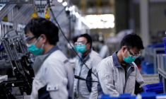 L'ÉCONOMIE CHINOISE SOUS PRESSION: L'ACTIVITÉ INDUSTRIELLE RALENTIT EN AOÛT, CELLE DES SERVICES SE CONTRACTE