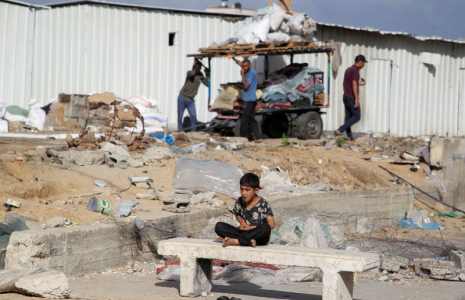Les Palestiniens se préparent à fuir Rafah après que les forces israéliennes ont lancé une opération terrestre et aérienne dans la partie est de Gaza