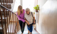 Pas de vraie réforme, mais plus de moyens pour le grand âge / iStock-PIKSEL