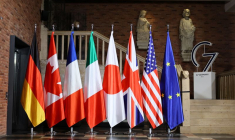 Des drapeaux photographiés lors d'une réunion des ministres des Affaires étrangères du G7 à Münster, en Allemagne