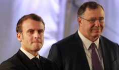Emmanuel Macron et Patrick Pouyanne, en janvier 2020 ( AFP / LUDOVIC MARIN )