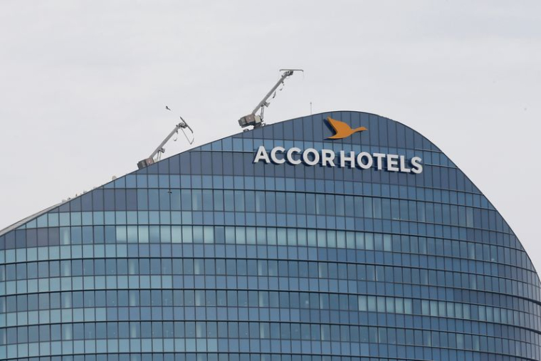 ACCOR COMPTE RETROUVER SES VOLUMES DE 2019 ENTRE LE QUATRIEME TRIMESTRE 2022 ET LE PREMIER SEMESTRE 2023, DIT SON PDG