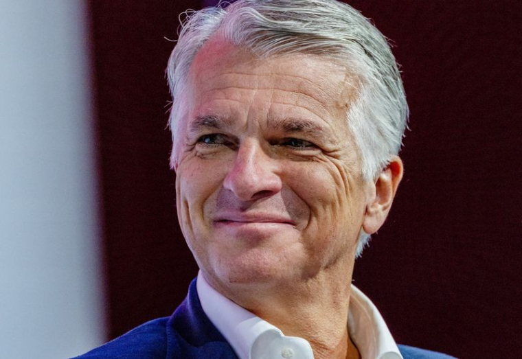 Le directeur général d'UBS, Sergio Ermotti, lors de la conférence Building Bridges à Genève