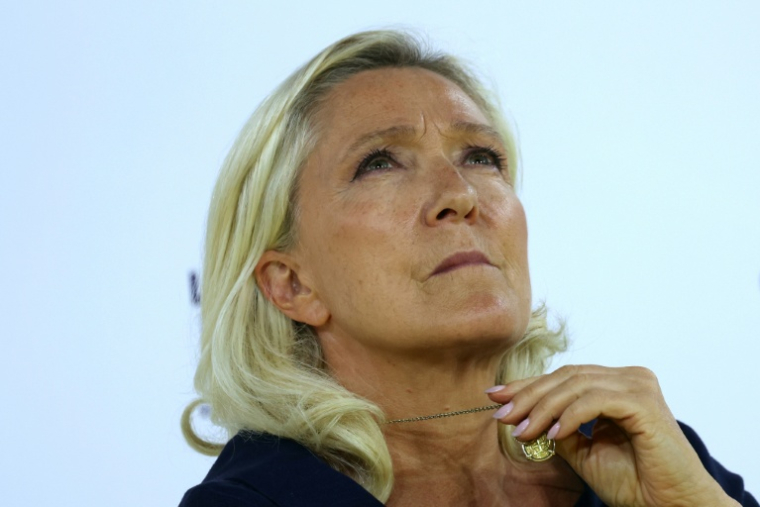 La présidente du groupe RN à l'Assemblée nationale Marine Le Pen, le 27 août 2026, à Paris ( AFP / Thomas SAMSON )
