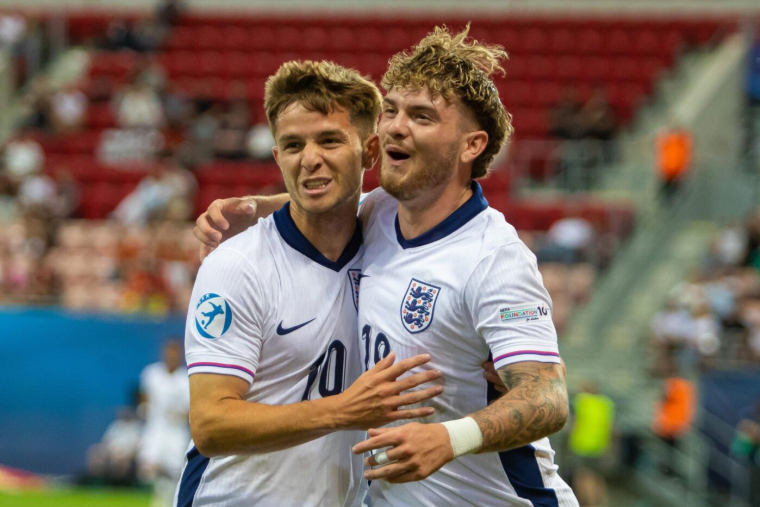 L'Angleterre se paie encore l'Espagne