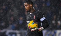 Une erreur de Maignan profite à Feyenoord