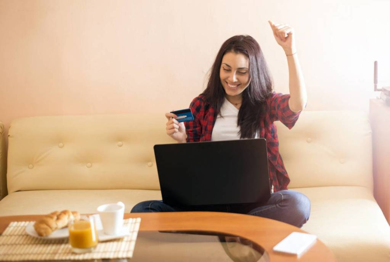 Comment créer facilement un compte à l'étranger / iStock.com - marrio31