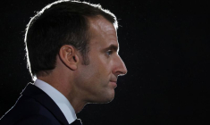 Emmanuel Macron lors d'un événement à Pont-à-Mousson