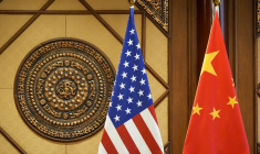 ( POOL / MARK SCHIEFELBEIN )