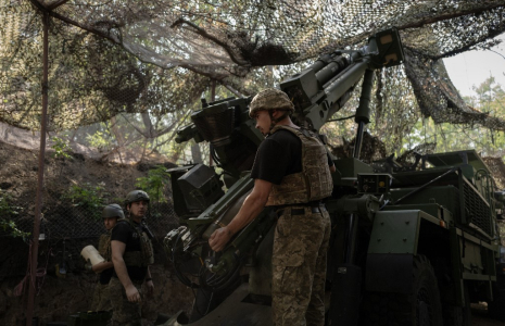 Des militaires ukrainiens en Ukraine, le 9 juin 2025. ( AFP / FLORENT VERGNES )