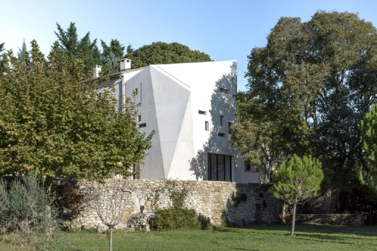 Votez pour la plus belle maison du sud de la France (Crédits photo :  - Ozenne-Uzes )