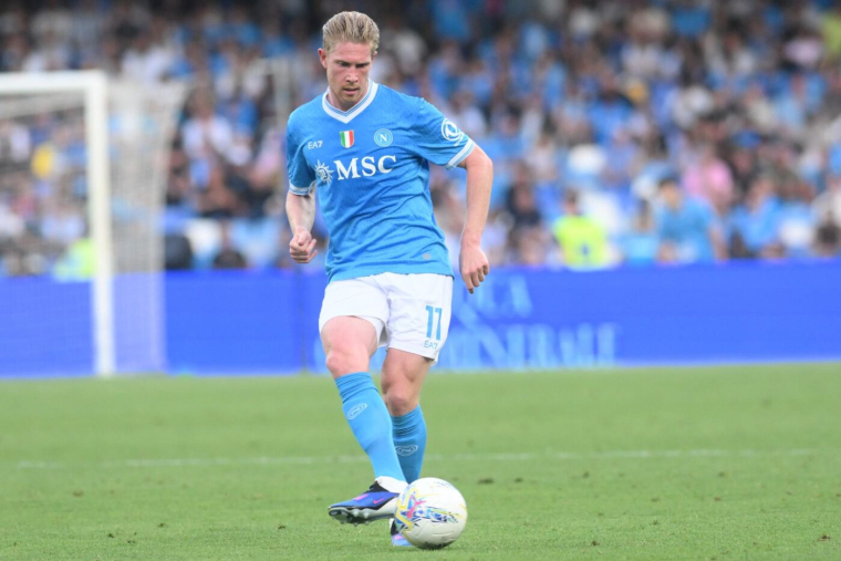 Le directeur sportif de Naples s'en prend à Kevin De Bruyne