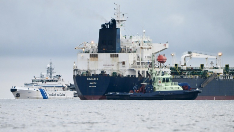 Le pétrolier Eagle S dans le golfe de Finlande, le 28 décembre 2024 ( Lehtikuva / Jussi Nukari )