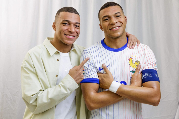 « C’est exactement moi » : Mbappé choqué de son clone en cire
