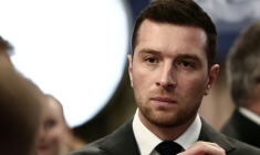 Le président du Rassemblement National (RN), Jordan Bardella, en visite au salon mondial de la sécurité intérieure  à Villepinte le 19 novembre 2025 ( AFP / Thibaud MORITZ )