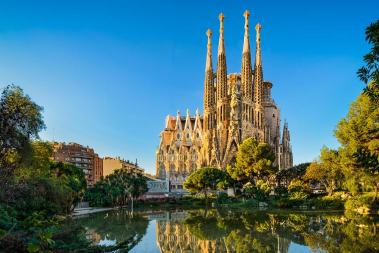 Mapics/Shutterstock / Mapics